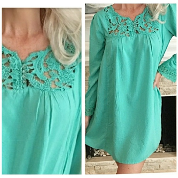 O Pi Dresses & Skirts - ~ Mint Dress ~ Crocheted Lace Detail